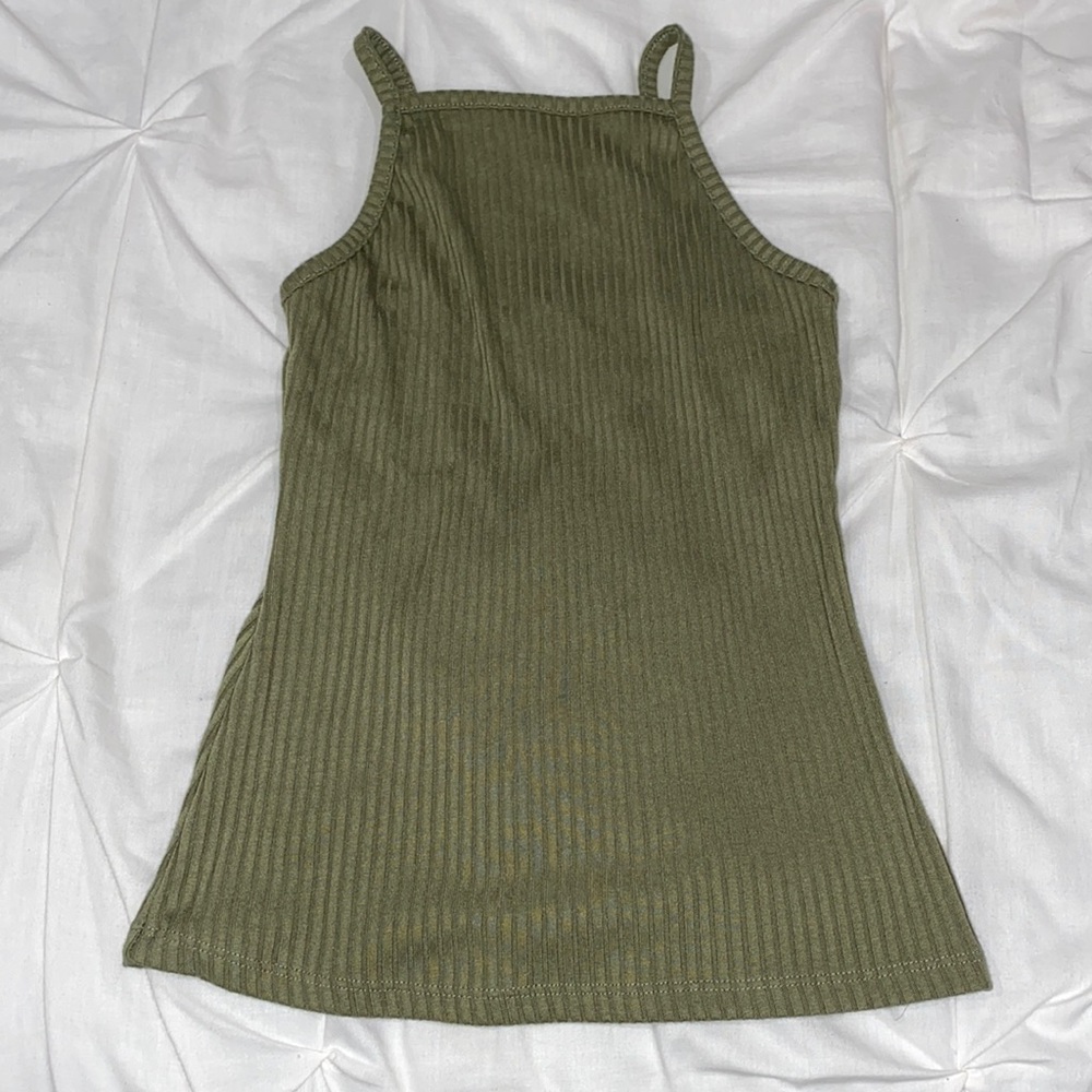 Army green tank top size XS